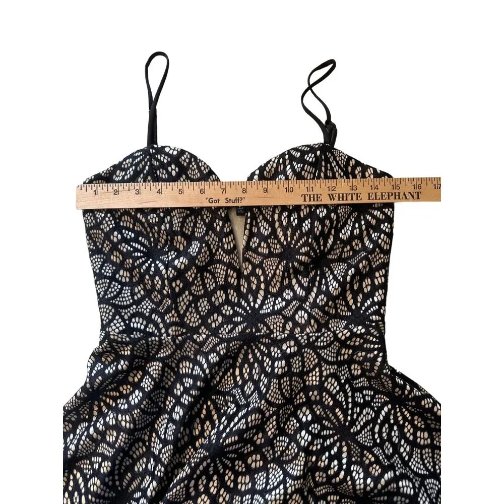 💖Papaya Black & White Lace Floral Fit & Flare Dress M - Picture 7 of 7